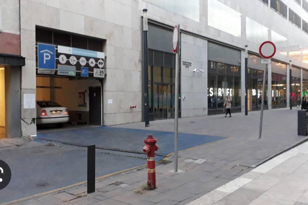Trendy 2 Flat, Next To Corvin Mall Free Huge Garage! Ac,dishwasher,washmachine, Smart Tv Budapešť